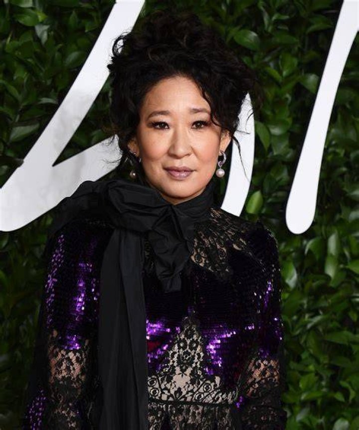 Sandra Oh's Height, Weight, Body Measurements, and Biography