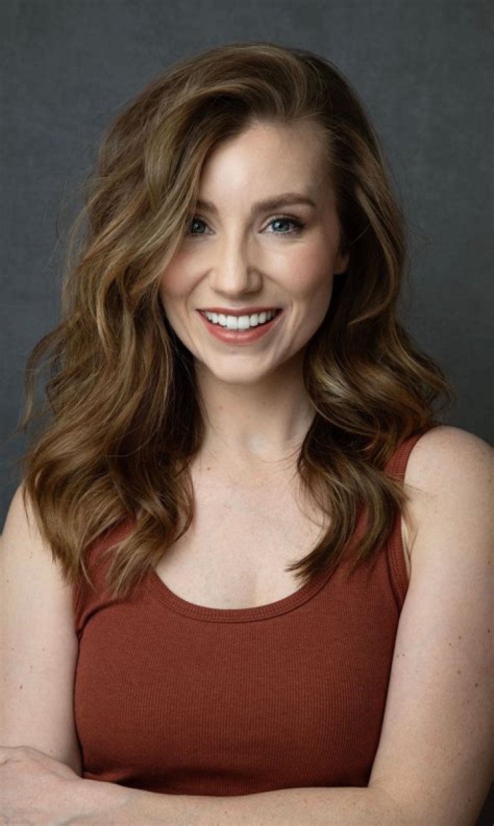 Shae Robins Robins, People, Actresses, Robin, European Robin, People