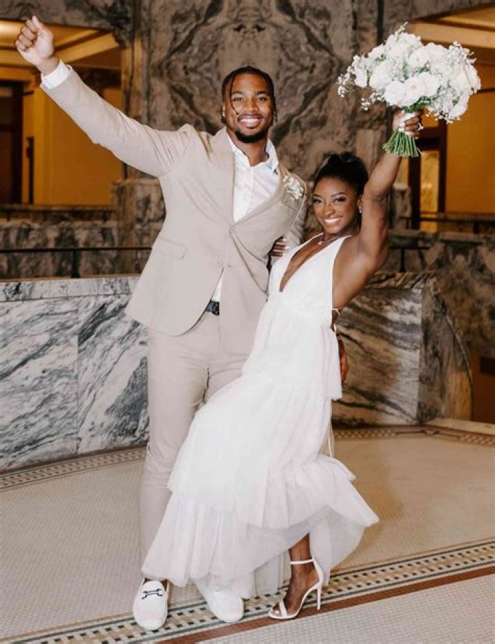 Simone Biles Is Married! The Olympic Gymnast Weds Jonathan Owens 'My