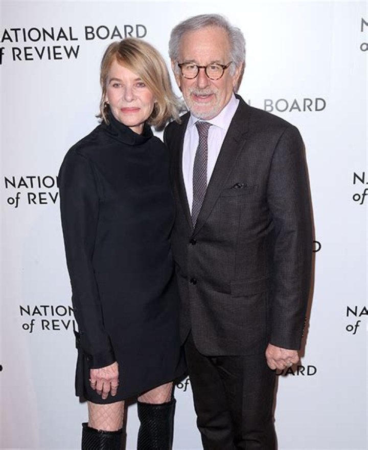 Steven Spielberg’s Wife Learn About Kate Capshaw & His Ex, Amy Irving