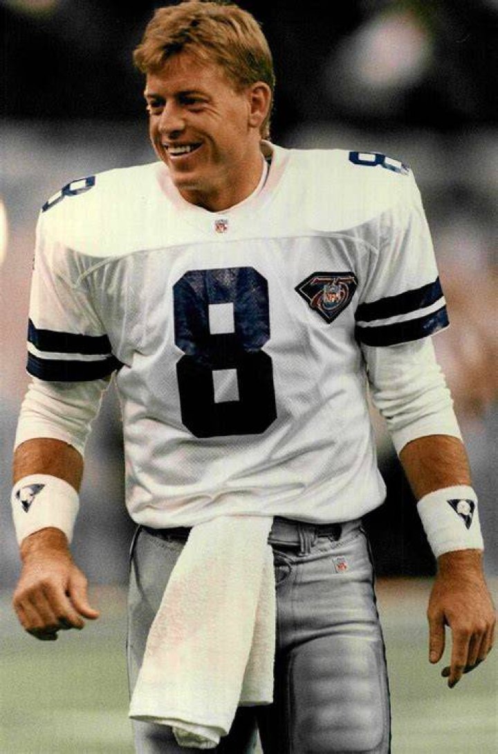 Troy Aikman What Is His Net Worth, Is He Gay or Married & Who Is The