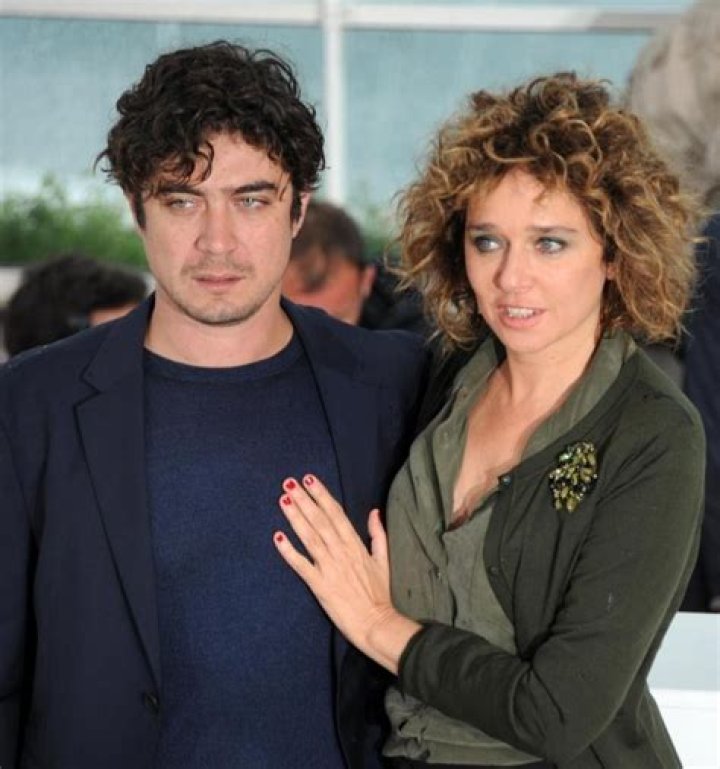 Valeria Golino e Riccardo Scamarcio finalmente sposi in Puglia