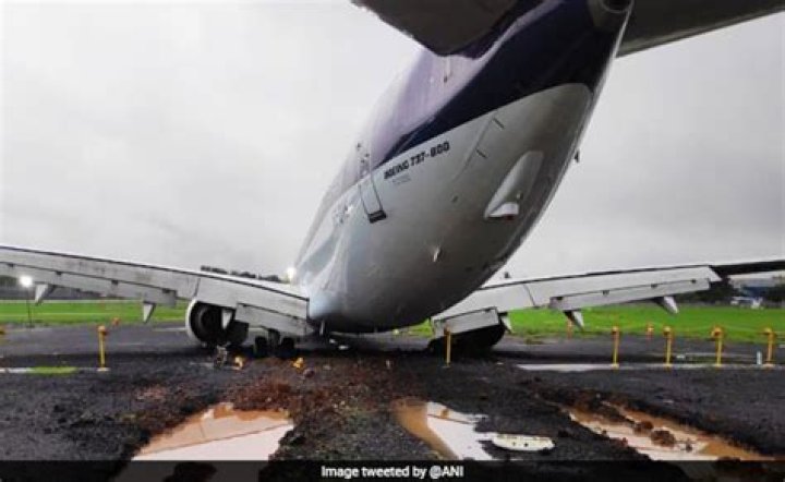 Video Surfaces Showing Alleged Aftermath of Poop Plane Incident