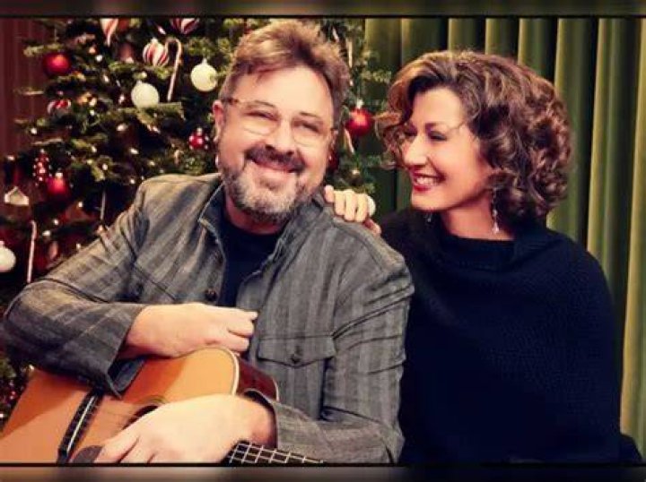 Vince Gill 2018 Wife, net worth, tattoos, smoking & body facts Taddlr