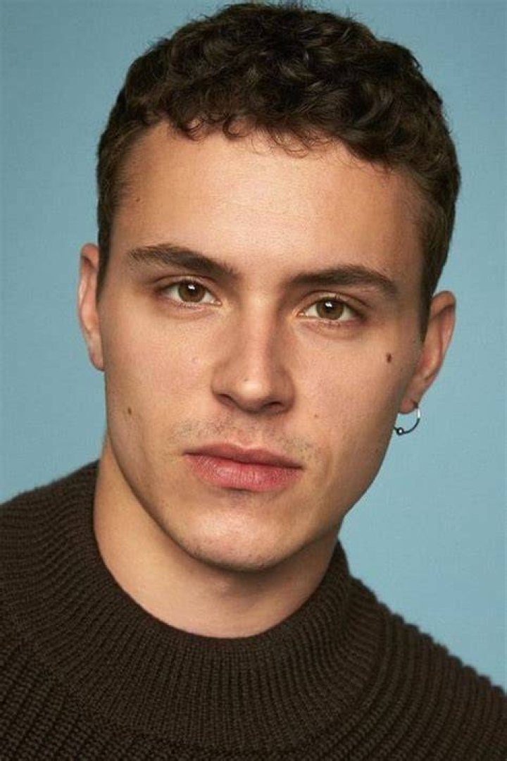 Watch Aron Piper's Stellar Performances In Movies And TV Shows