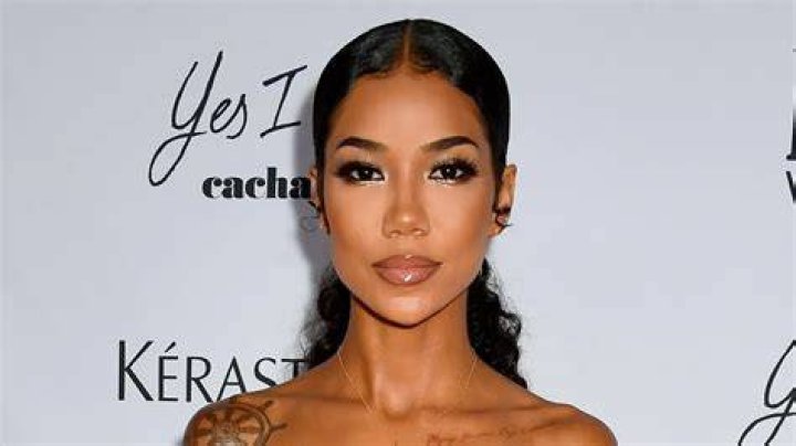 What Is Jhene Aiko Ethnicity & Who Are Parents? Family, Age, Height, Facts
