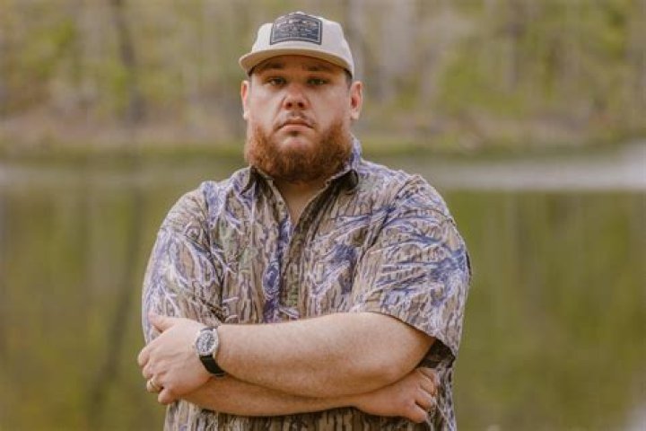 What Is Luke Combs's Net Worth? (Updated 2023)