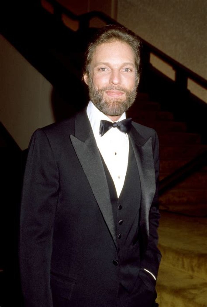 Who is Richard Chamberlain dating? Richard Chamberlain girlfriend, wife